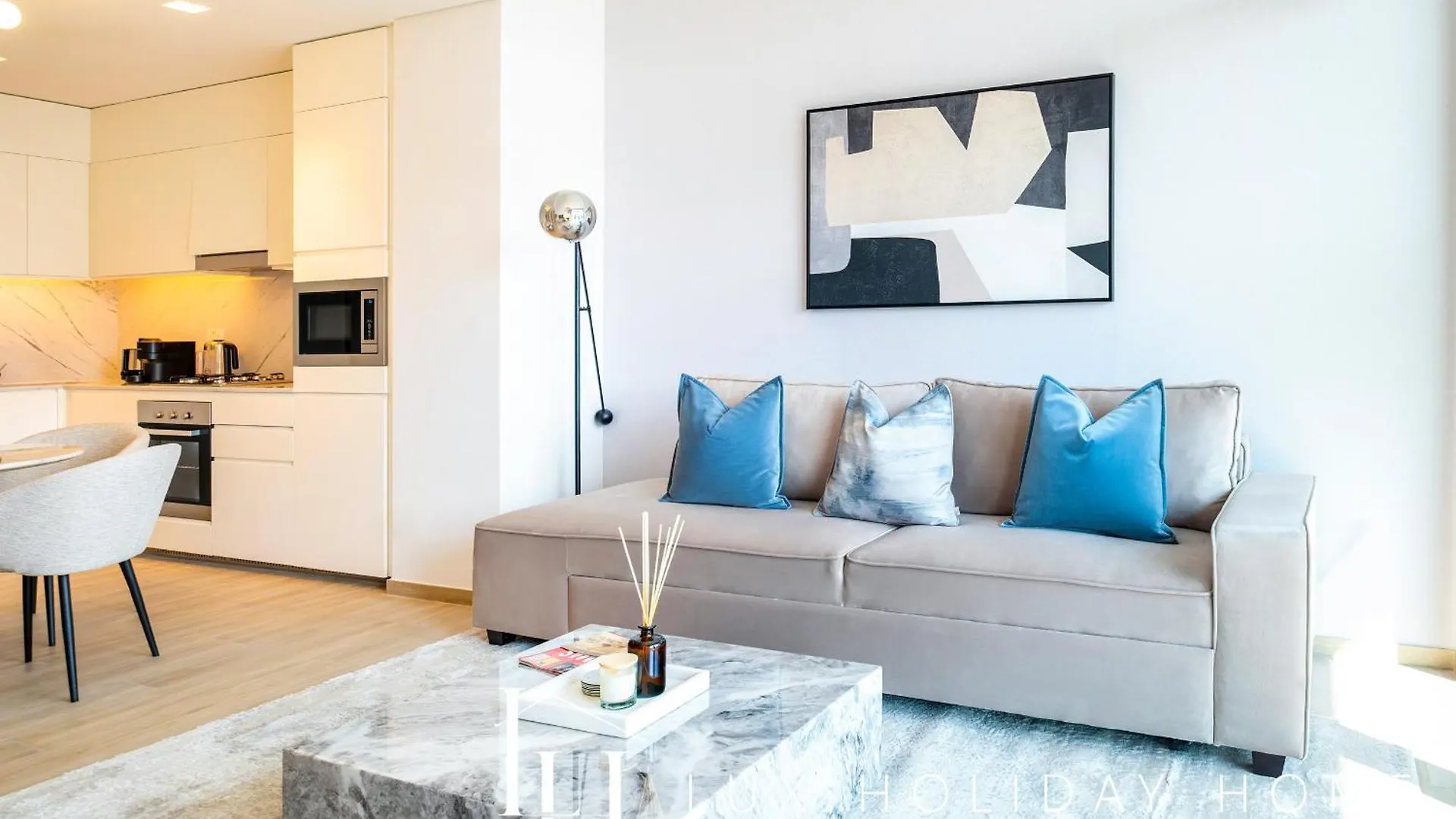 Lux The Palace Residence Suite Dubai Apartment