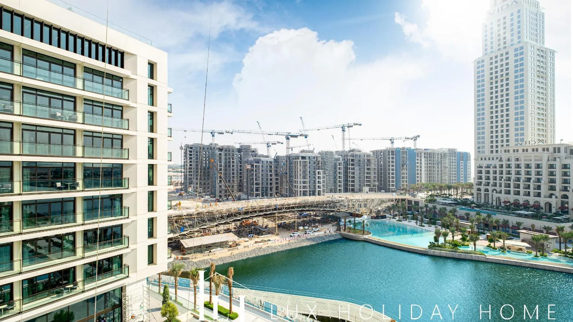 Lux The Palace Residence Suite Dubai Apartment