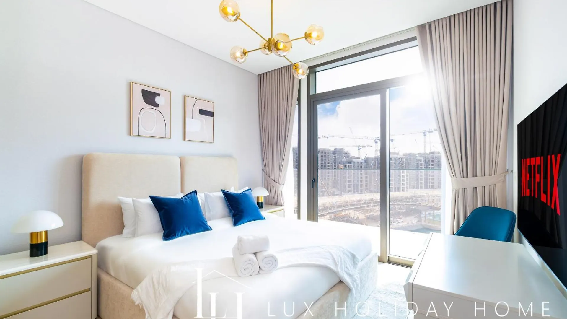 Lux The Palace Residence Suite Dubai 0*,  United Arab Emirates